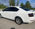 Белый Шкода Октавия, объемом двигателя 1.6 л и пробегом 275 тыс. км за 9500 $, фото 5 на Automoto.ua