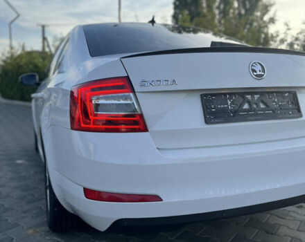 Шкода Октавія 2014 у Хусте на Automoto.ua Білий Шкода Октавія, об'ємом двигуна 1.97 л та пробігом 252 тис. км за 12200 $, фото 28 на Automoto.ua