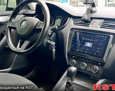 Шкода Октавия 2014 в Кропивницком (Кировограде) на Automoto.ua Белый Шкода Октавия, объемом двигателя 1.8 л и пробегом 97 тыс. км за 11500 $, фото 9 на Automoto.ua