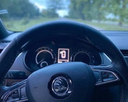 Белый Шкода Октавия, объемом двигателя 1.97 л и пробегом 286 тыс. км за 11900 $, фото 2 на Automoto.ua