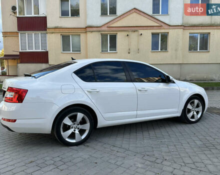 Шкода Октавия 2014 в Каменце-Подольском на Automoto.ua Белый Шкода Октавия, объемом двигателя 1.6 л и пробегом 180 тыс. км за 10800 $, фото 30 на Automoto.ua