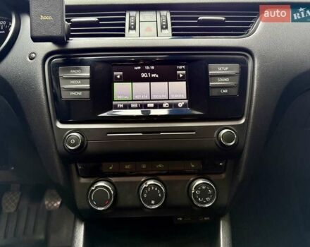 Белый Шкода Октавия, объемом двигателя 1.2 л и пробегом 179 тыс. км за 8800 $, фото 13 на Automoto.ua