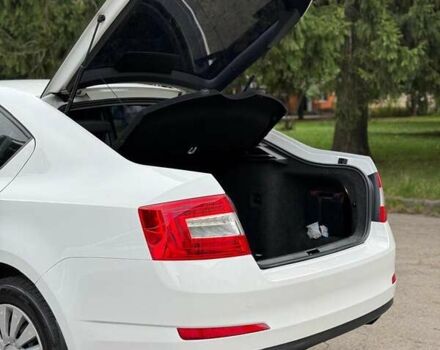 Белый Шкода Октавия, объемом двигателя 1.4 л и пробегом 289 тыс. км за 8000 $, фото 4 на Automoto.ua