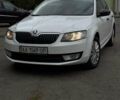 Белый Шкода Октавия, объемом двигателя 1.4 л и пробегом 289 тыс. км за 8000 $, фото 2 на Automoto.ua