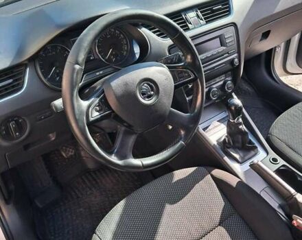 Білий Шкода Октавія, об'ємом двигуна 1.4 л та пробігом 250 тис. км за 9500 $, фото 5 на Automoto.ua
