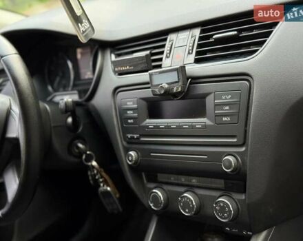 Белый Шкода Октавия, объемом двигателя 1.4 л и пробегом 289 тыс. км за 8000 $, фото 9 на Automoto.ua