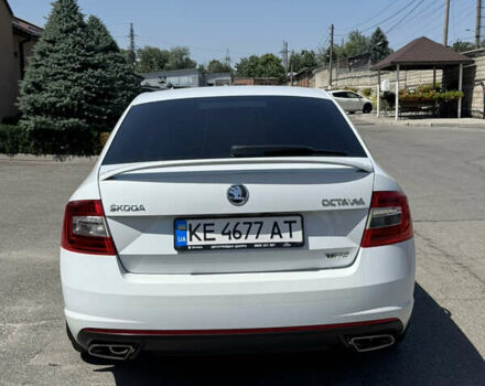 Белый Шкода Октавия, объемом двигателя 1.98 л и пробегом 126 тыс. км за 14500 $, фото 3 на Automoto.ua