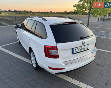 Білий Шкода Октавія, об'ємом двигуна 1.6 л та пробігом 253 тис. км за 9750 $, фото 8 на Automoto.ua