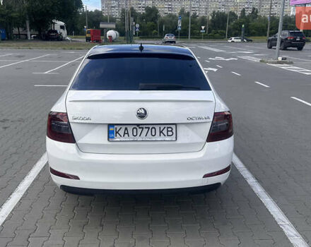Білий Шкода Октавія, об'ємом двигуна 1.6 л та пробігом 261 тис. км за 10000 $, фото 4 на Automoto.ua