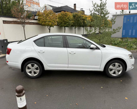 Белый Шкода Октавия, объемом двигателя 1.4 л и пробегом 181 тыс. км за 10200 $, фото 4 на Automoto.ua