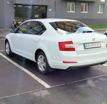 Белый Шкода Октавия, объемом двигателя 1.4 л и пробегом 170 тыс. км за 10500 $, фото 3 на Automoto.ua