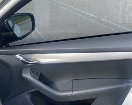Білий Шкода Октавія, об'ємом двигуна 1.6 л та пробігом 275 тис. км за 9350 $, фото 14 на Automoto.ua