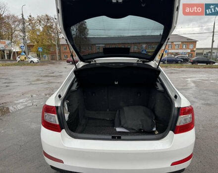 Білий Шкода Октавія, об'ємом двигуна 1.4 л та пробігом 129 тис. км за 10800 $, фото 9 на Automoto.ua