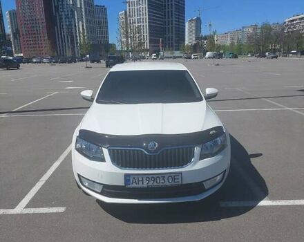 Білий Шкода Октавія, об'ємом двигуна 1.8 л та пробігом 120 тис. км за 12500 $, фото 1 на Automoto.ua