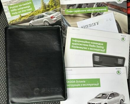 Білий Шкода Октавія, об'ємом двигуна 1.2 л та пробігом 152 тис. км за 10800 $, фото 19 на Automoto.ua