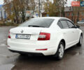 Білий Шкода Октавія, об'ємом двигуна 1.4 л та пробігом 129 тис. км за 10800 $, фото 7 на Automoto.ua
