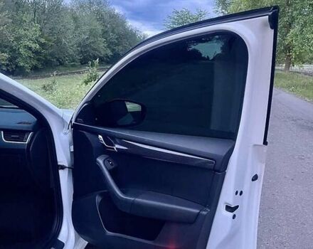 Белый Шкода Октавия, объемом двигателя 1.97 л и пробегом 286 тыс. км за 11900 $, фото 28 на Automoto.ua