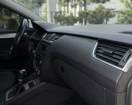 Белый Шкода Октавия, объемом двигателя 1.4 л и пробегом 130 тыс. км за 10000 $, фото 17 на Automoto.ua