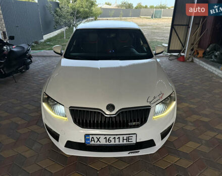 Белый Шкода Октавия, объемом двигателя 1.97 л и пробегом 210 тыс. км за 18500 $, фото 1 на Automoto.ua