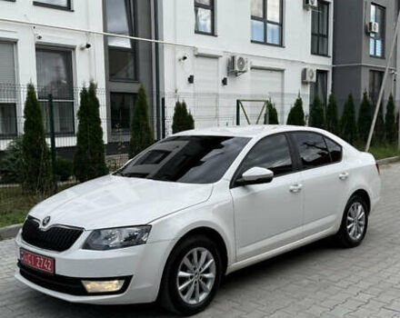Шкода Октавия 2014 в Ужгороде на Automoto.ua Белый Шкода Октавия, объемом двигателя 1.6 л и пробегом 270 тыс. км за 8950 $, фото 7 на Automoto.ua