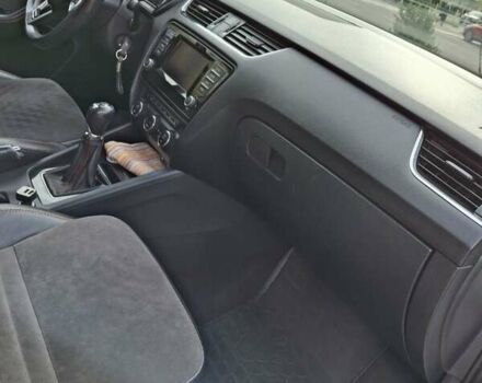 Шкода Октавия 2014 в Хмельницком на Automoto.ua Белый Шкода Октавия, объемом двигателя 1.2 л и пробегом 262 тыс. км за 9200 $, фото 4 на Automoto.ua