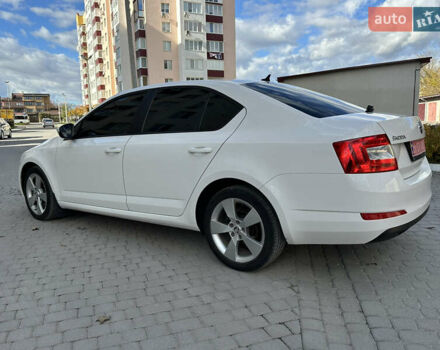 Шкода Октавия 2014 в Каменце-Подольском на Automoto.ua Белый Шкода Октавия, объемом двигателя 1.6 л и пробегом 180 тыс. км за 10800 $, фото 16 на Automoto.ua