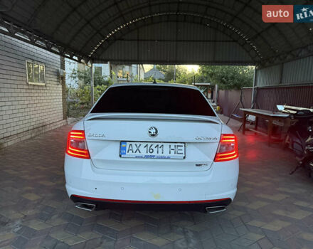 Белый Шкода Октавия, объемом двигателя 1.97 л и пробегом 210 тыс. км за 18500 $, фото 6 на Automoto.ua