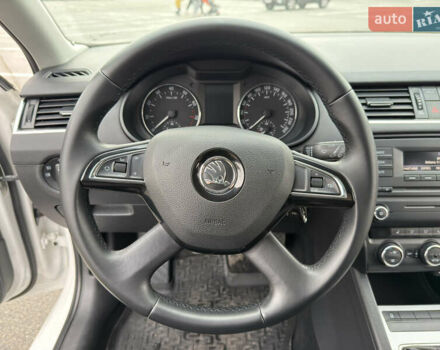 Білий Шкода Октавія, об'ємом двигуна 1.4 л та пробігом 194 тис. км за 8800 $, фото 24 на Automoto.ua