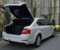 Белый Шкода Октавия, объемом двигателя 2 л и пробегом 328 тыс. км за 11499 $, фото 18 на Automoto.ua