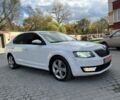 Білий Шкода Октавія, об'ємом двигуна 1.6 л та пробігом 180 тис. км за 10700 $, фото 5 на Automoto.ua