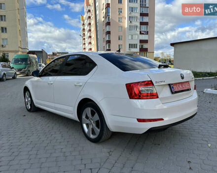 Белый Шкода Октавия, объемом двигателя 1.6 л и пробегом 180 тыс. км за 10700 $, фото 1 на Automoto.ua
