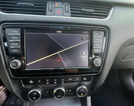 Шкода Октавія 2014 у Хусте на Automoto.ua Білий Шкода Октавія, об'ємом двигуна 1.97 л та пробігом 252 тис. км за 12200 $, фото 42 на Automoto.ua