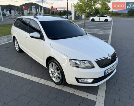 Білий Шкода Октавія, об'ємом двигуна 1.6 л та пробігом 253 тис. км за 9750 $, фото 15 на Automoto.ua