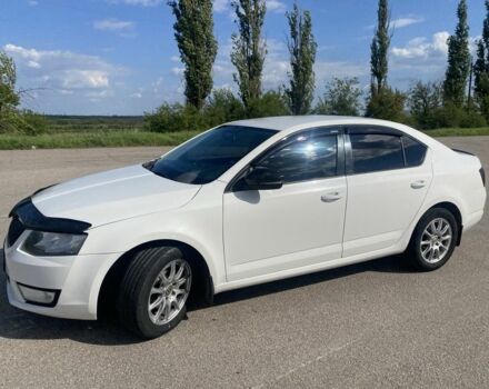 Белый Шкода Октавия, объемом двигателя 1.6 л и пробегом 275 тыс. км за 9500 $, фото 3 на Automoto.ua