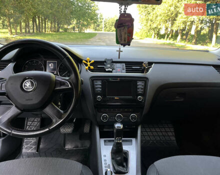 Білий Шкода Октавія, об'ємом двигуна 1.8 л та пробігом 207 тис. км за 8700 $, фото 21 на Automoto.ua