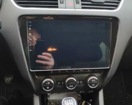 Белый Шкода Октавия, объемом двигателя 1.8 л и пробегом 130 тыс. км за 10599 $, фото 13 на Automoto.ua