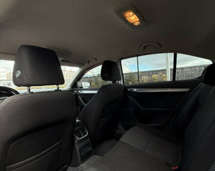 Белый Шкода Октавия, объемом двигателя 1.4 л и пробегом 130 тыс. км за 10000 $, фото 12 на Automoto.ua