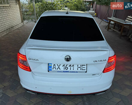 Белый Шкода Октавия, объемом двигателя 1.97 л и пробегом 210 тыс. км за 18500 $, фото 7 на Automoto.ua