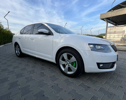 Шкода Октавія 2014 у Хусте на Automoto.ua Білий Шкода Октавія, об'ємом двигуна 1.97 л та пробігом 252 тис. км за 12200 $, фото 64 на Automoto.ua