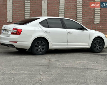 Білий Шкода Октавія, об'ємом двигуна 1.97 л та пробігом 295 тис. км за 12700 $, фото 17 на Automoto.ua