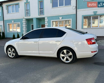 Білий Шкода Октавія, об'ємом двигуна 1.6 л та пробігом 180 тис. км за 11200 $, фото 1 на Automoto.ua