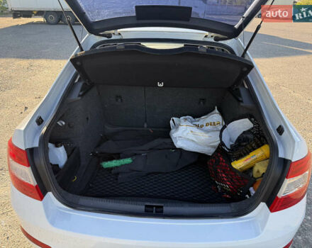 Білий Шкода Октавія, об'ємом двигуна 1.4 л та пробігом 165 тис. км за 9999 $, фото 5 на Automoto.ua