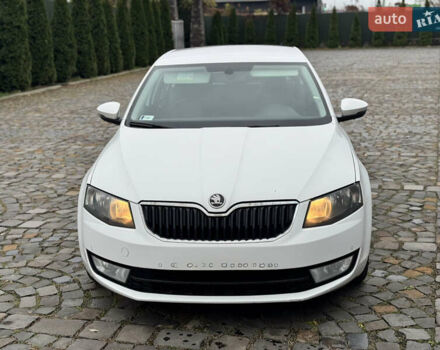 Білий Шкода Октавія, об'ємом двигуна 1.6 л та пробігом 220 тис. км за 9000 $, фото 2 на Automoto.ua