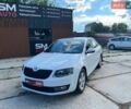 Білий Шкода Октавія, об'ємом двигуна 1.8 л та пробігом 237 тис. км за 10600 $, фото 1 на Automoto.ua