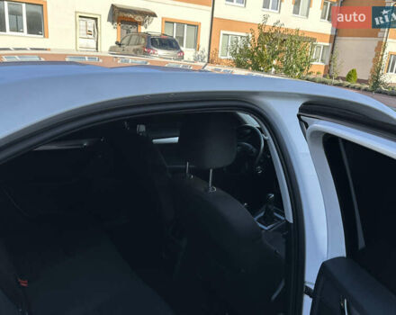 Белый Шкода Октавия, объемом двигателя 1.6 л и пробегом 183 тыс. км за 10300 $, фото 22 на Automoto.ua