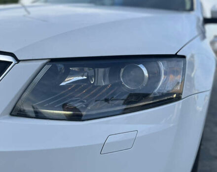 Шкода Октавія 2014 у Хусте на Automoto.ua Білий Шкода Октавія, об'ємом двигуна 1.97 л та пробігом 252 тис. км за 12200 $, фото 27 на Automoto.ua