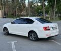 Білий Шкода Октавія, об'ємом двигуна 1.2 л та пробігом 152 тис. км за 10800 $, фото 2 на Automoto.ua