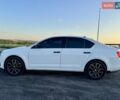 Шкода Октавия 2014 в Днепре (Днепропетровске) на Automoto.ua Белый Шкода Октавия, объемом двигателя 1.8 л и пробегом 230 тыс. км за 12000 $, фото 3 на Automoto.ua