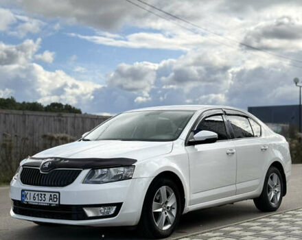 Белый Шкода Октавия, объемом двигателя 1.4 л и пробегом 130 тыс. км за 10000 $, фото 1 на Automoto.ua
