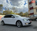 Шкода Октавия 2014 в Каменце-Подольском на Automoto.ua Белый Шкода Октавия, объемом двигателя 1.6 л и пробегом 180 тыс. км за 10800 $, фото 5 на Automoto.ua